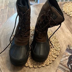 New waterproof snow boots